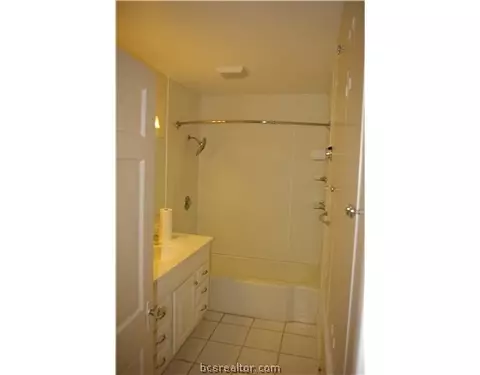 729 Eagle Pass St, Bryan, TX 77802 photo 8