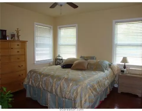 1003 Windowmere, Bryan, TX 77802 photo 5