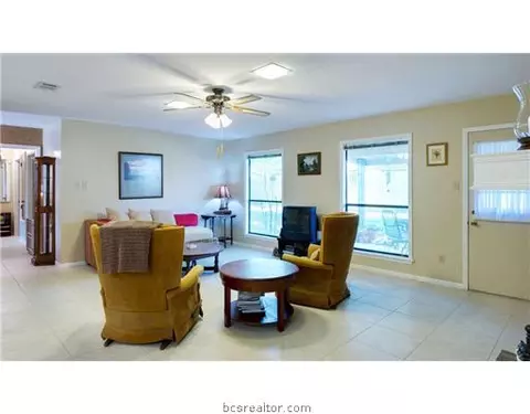 3222 Red Robin, Bryan, TX 77802 photo 3