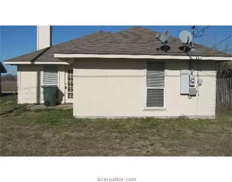 1131 Clearleaf, Bryan, TX 77803 photo 5
