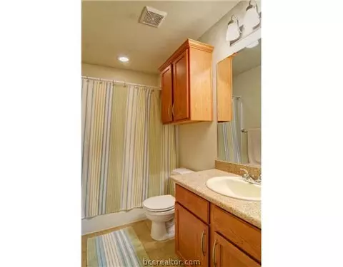 2013 Mountain Wind, Bryan, TX 77807 photo 8