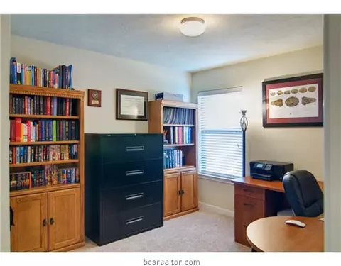 2013 Mountain Wind, Bryan, TX 77807 photo 9