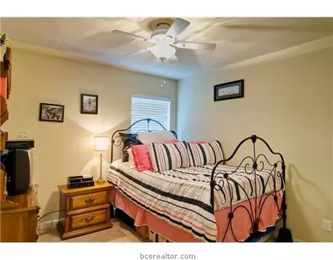 2013 Mountain Wind, Bryan, TX 77807 photo 7