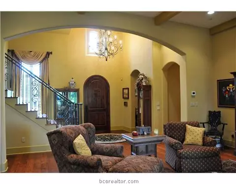4507 Willowick Dr, Bryan, TX 77802 photo 5
