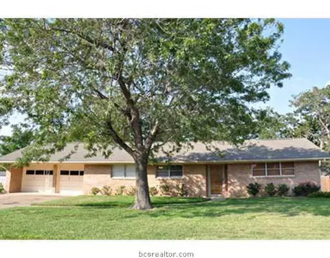2309 Morningside Dr, Bryan, TX 77802 photo 1
