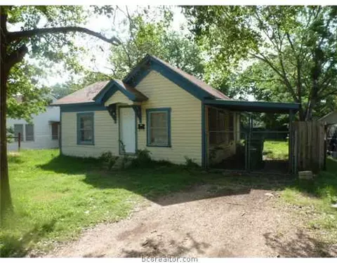 203 Edge, Bryan, TX 77802 photo 1