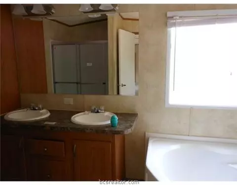 10938 This, Bryan, TX 77807 photo 9