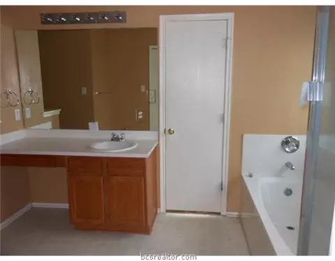 3103 Timberline Dr, Bryan, TX 77803 photo 10