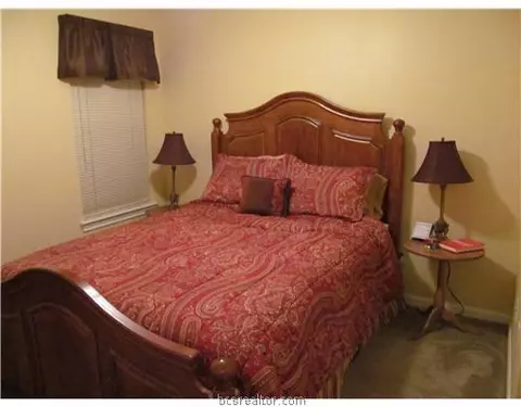 3203 Timberline Dr, Bryan, TX 77803 photo 8