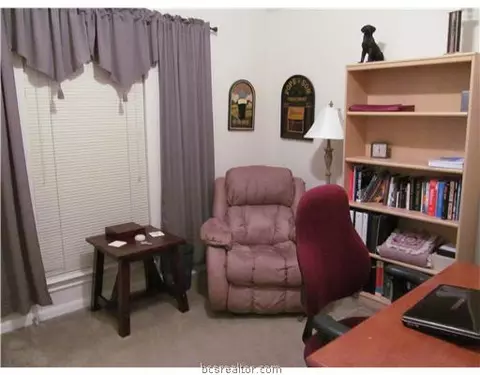 3203 Timberline Dr, Bryan, TX 77803 photo 9