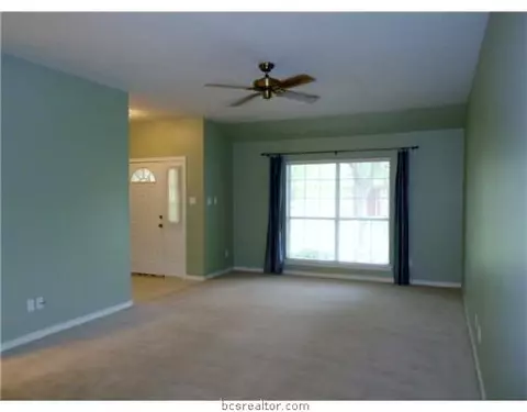 1526 Bennett St, Bryan, TX 77802 photo 2