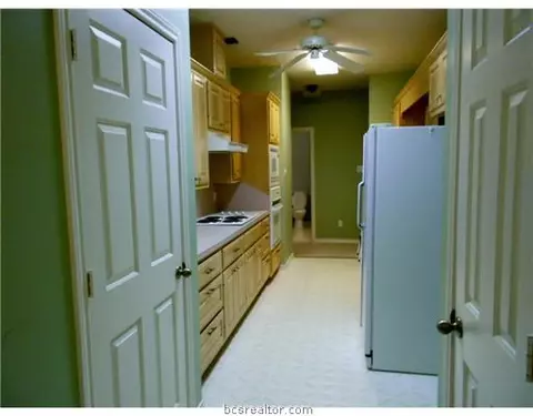 1526 Bennett St, Bryan, TX 77802 photo 4