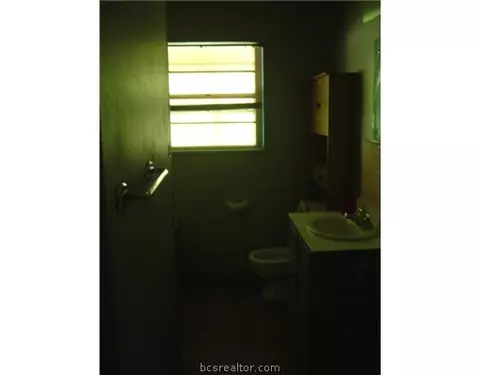 3409 Sandra, Bryan, TX 77802 photo 5