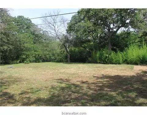 718 Edgewood, Bryan, TX 77802 photo 12