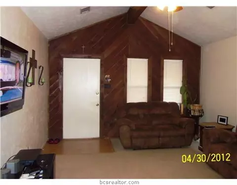 4425 Meadowbrook Dr, Bryan, TX 77802 photo 4