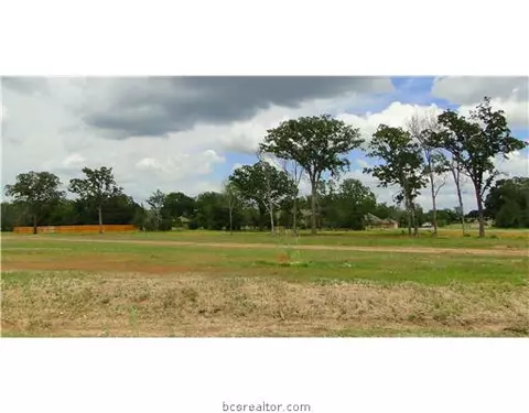 3900 Bravo Ct, Bryan, TX 77808 photo 3