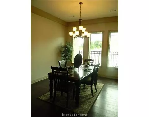 3109 Diamondleaf Trace Ct, Bryan, TX 77807 photo 4