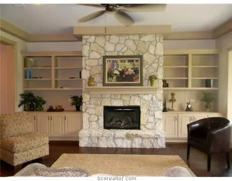 3109 Diamondleaf Trace Ct, Bryan, TX 77807 photo 7