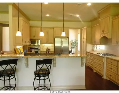 3109 Diamondleaf Trace Ct, Bryan, TX 77807 photo 3
