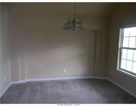 2037 Mountain Wind Loop St, Bryan, TX 77807 photo 3