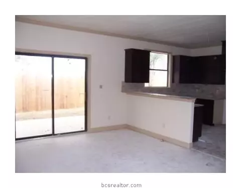 2115 Ella, Bryan, TX 77802 photo 4
