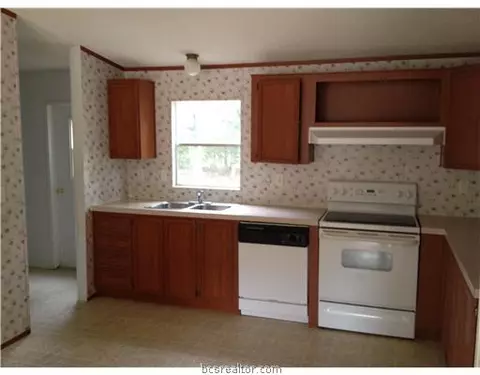 2191 Sycamore Cir, Bryan, TX 77807 photo 2