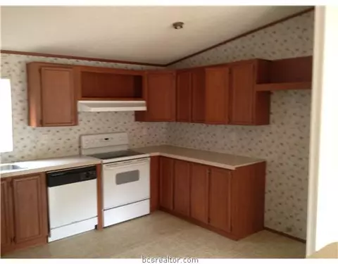 2191 Sycamore Cir, Bryan, TX 77807 photo 3