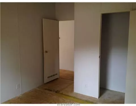 2191 Sycamore Cir, Bryan, TX 77807 photo 8
