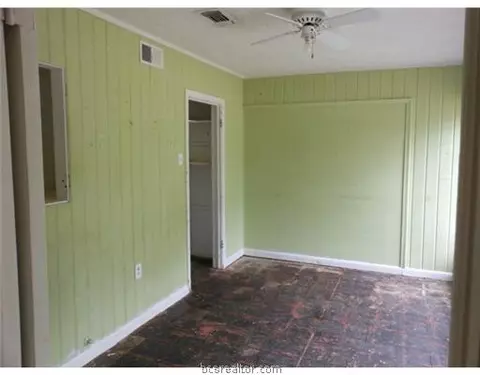 1313 E 27th St, Bryan, TX 77802 photo 4
