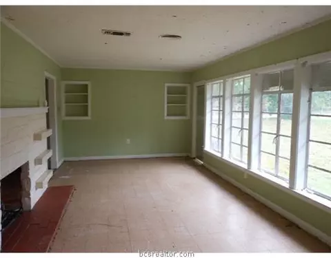 1313 E 27th St, Bryan, TX 77802 photo 3