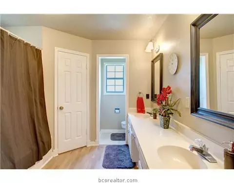 2522 Arbor Dr, Bryan, TX 77802 photo 7