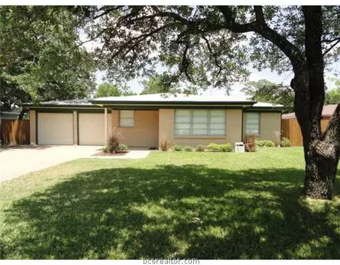 2009 Vinewood, Bryan, TX 77802 photo 1