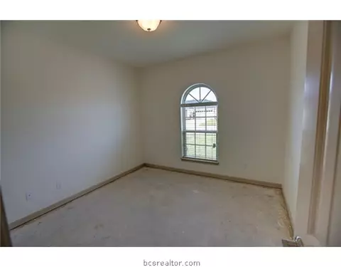 3323 Broadmoor Dr, Bryan, TX 77802 photo 7