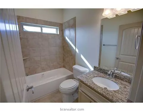 3323 Broadmoor Dr, Bryan, TX 77802 photo 5