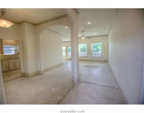3323 Broadmoor Dr, Bryan, TX 77802 photo 12