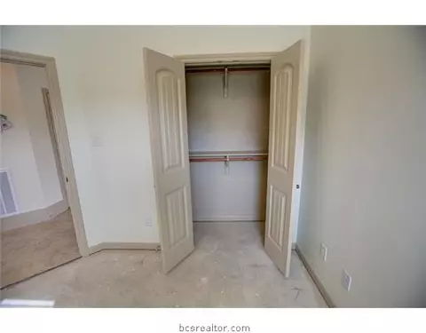 3323 Broadmoor Dr, Bryan, TX 77802 photo 8