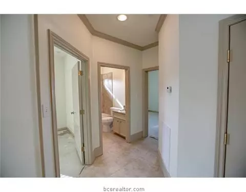 3323 Broadmoor Dr, Bryan, TX 77802 photo 10