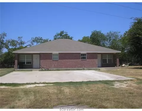 2880 Sandy Point Rd, Bryan, TX 77807 photo 1