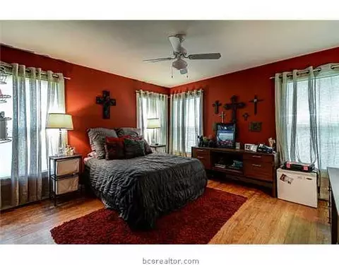 703 North Ave, Bryan, TX 77802 photo 7
