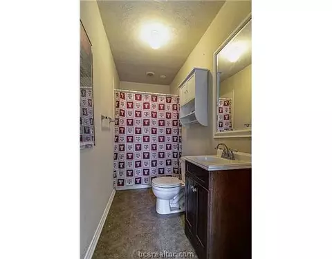 703 North Ave, Bryan, TX 77802 photo 8
