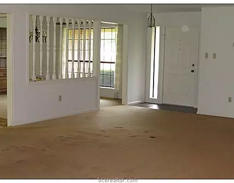 4374 Cliff Rd, Bryan, TX 77808 photo 15