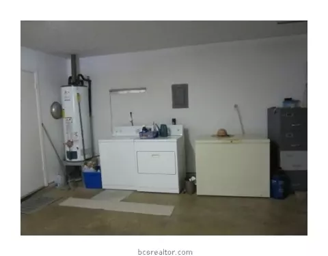 2501 Willow Bend Dr, Bryan, TX 77802 photo 11