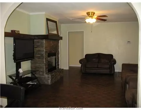 309 May St, Bryan, TX 77802 photo 4