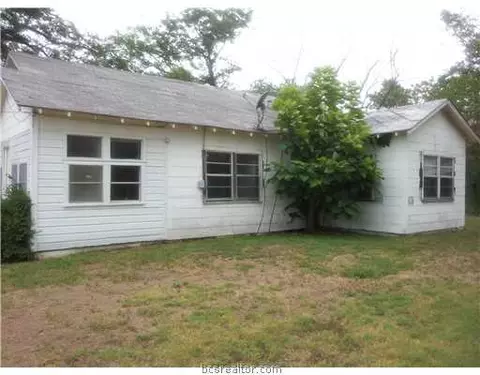 405 E Logan, Calvert, TX 77837 photo 2