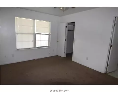 300-302 Mesa, Bryan, TX 77802 photo 9