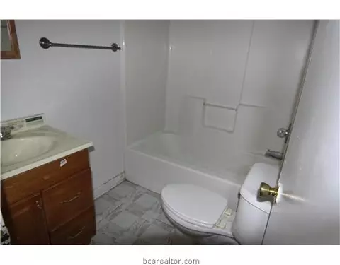300-302 Mesa, Bryan, TX 77802 photo 7