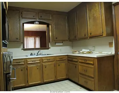1507 E 28th St, Bryan, TX 77802 photo 5