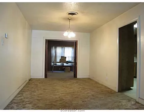 1507 E 28th St, Bryan, TX 77802 photo 4