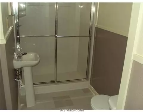 3402 Cavitt Ave, Bryan, TX 77801 photo 6