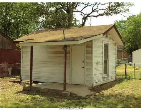3402 Cavitt Ave, Bryan, TX 77801 photo 11
